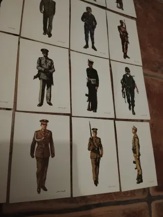 Tarjetas Uniformes Militares Colección