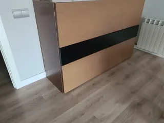 Muebles de comedor moderno y sofá