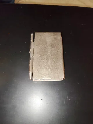 Agenda bolsillo metal STOP PREC. LIBRE