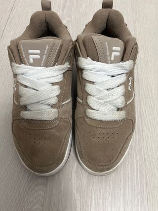 Zapatillas Fila Beige/Marrón