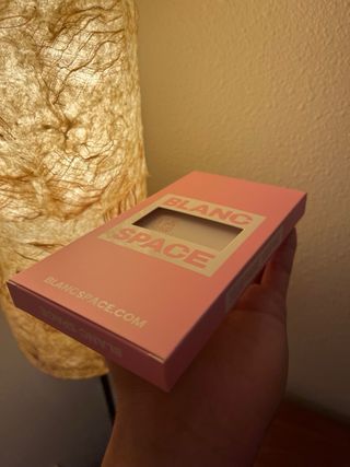 Funda iPhone 13 Rana Japonesa Marca Blanc Space