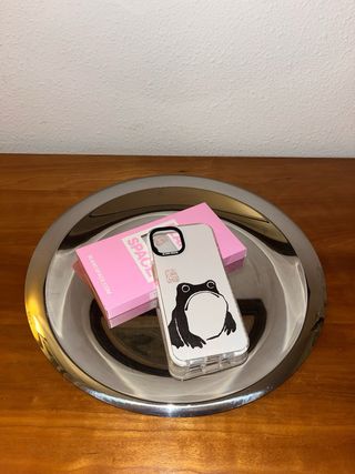 Funda iPhone 13 Rana Japonesa Marca Blanc Space