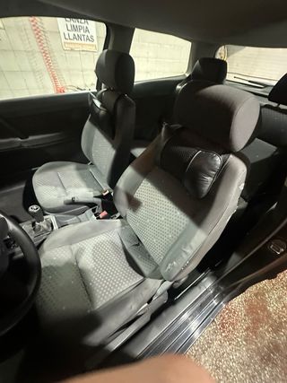 Volkswagen Polo 2003 gasolina 119.000 km