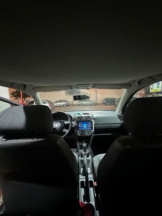 Volkswagen Polo 2003 gasolina 119.000 km