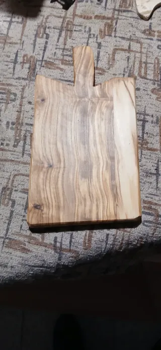 Tagliere in legno di ulivo