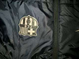 Parka Nike FC Barcelona Talla S niño 120cm 137cm