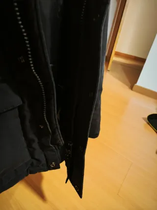 Parka Carhartt Negra con Capucha