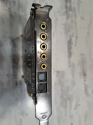 Tarjeta Sonido Sound Blaster Z PCIe 5.1