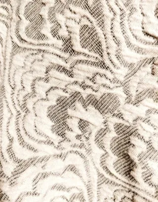 Elegante blusa sin mangas beige y gris