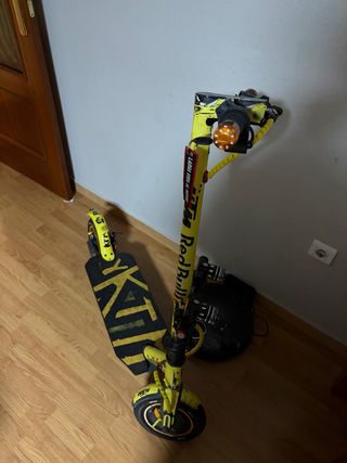 Patinete Eléctrico KTM Red Bull