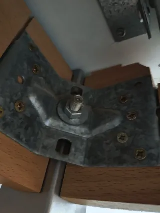 Mesa de cocina con 2 banquetas