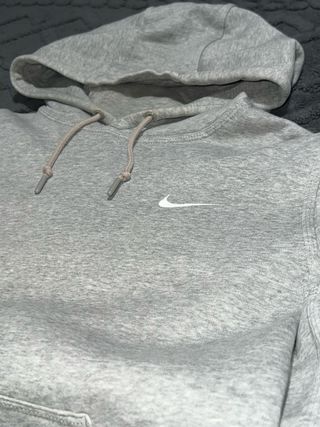 Sudadera Nike Gris