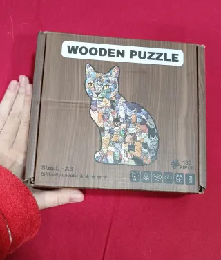 Puzle de madera de gatos.