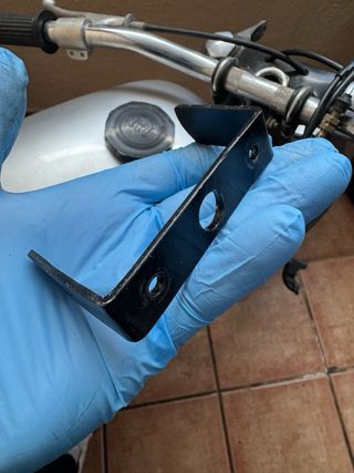 Soporte marcador Montesa Impala 175