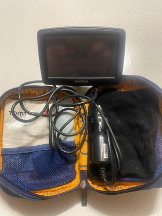 GPS TomTom con accesorios