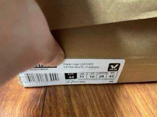 Zapatillas Veja Hombre Blancas y Negras