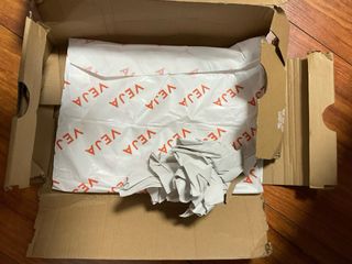 Zapatillas Veja Hombre Blancas y Negras