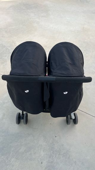 Silla gemelar Joie color morado