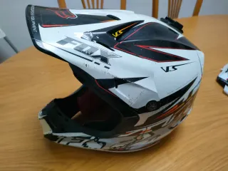 Casco Motocross Fox V3
