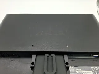 Monitor Asus VK193D 19 con Cámara