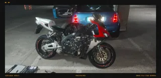 HONDA CBR 1000RR 2004 FIREBLADE