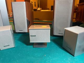 Home Cinema Panasonic 400W acabado en madera