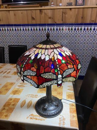 Lámpara Tiffany, libelulas Vidrio Metal