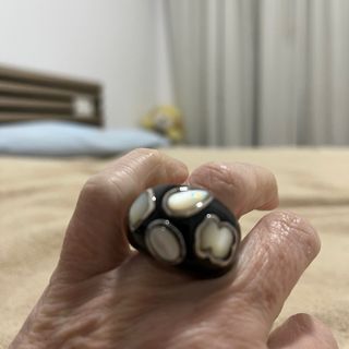 Anillo Tous Negro y Blanco