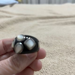 Anillo Tous Negro y Blanco