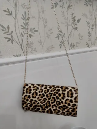 Borsa a tracolla leopardata