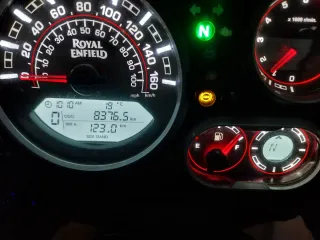 Moto royal enfield himalayan