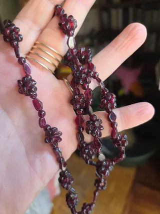 Collana pietre granata