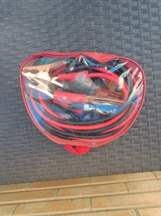 Pinzas arranque batería coche