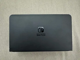 Nintendo Switch OLED + Accessori + Giochi_NUOVO