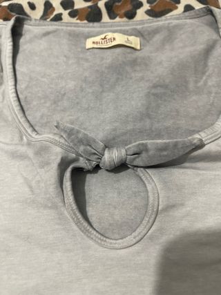 Body Hollister Talla L