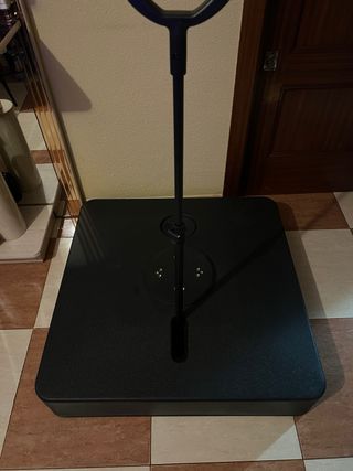 Soporte para sombrilla con ruedas