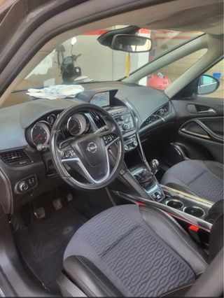 Opel Opel zafira tourer 2014