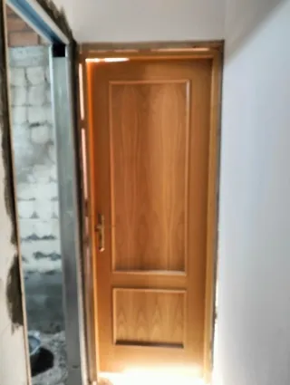 Puertas de madera macizas