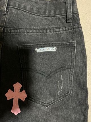 Pantalón Vaquero Chrome Hearts Negro con Rosa