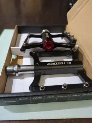 Pedales Retrospec Negros