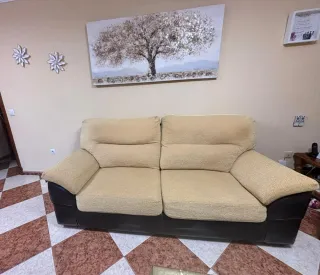 Sofá beige los 3 400 euros precio negociable