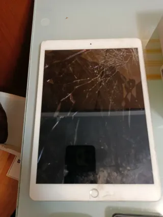 2 iPhone 4s negros para piezas