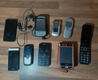 Lote móviles antiguos Nokia, Alcatel, Siemens, Del