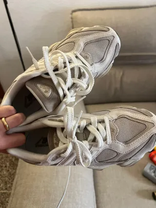 Zapatillas New Balance 9060 Beige/Gris