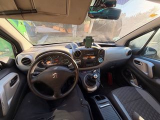 Peugeot Partner Outdoor tepee 2012