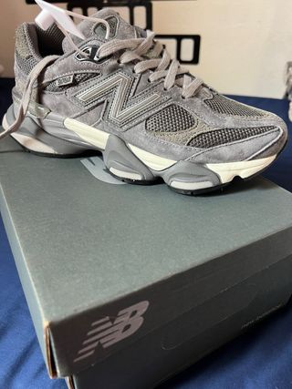 New Balance 9060