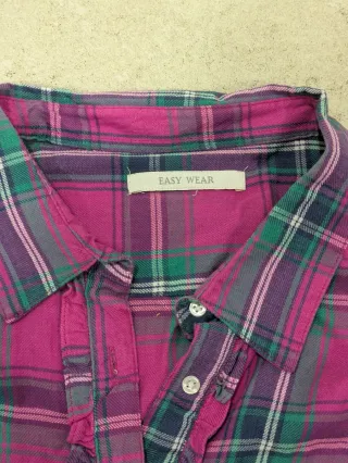 Camisa de cuadros rosa y verde