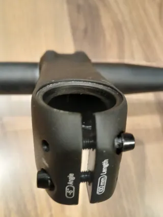 Manillar gravel y Potencia Syncros Creston 2.0 X