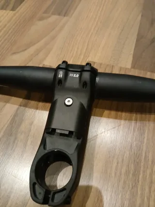 Manillar gravel y Potencia Syncros Creston 2.0 X