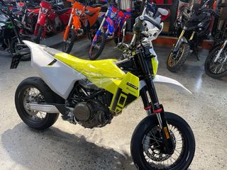 Husqvarna 701 Supermotard 2026